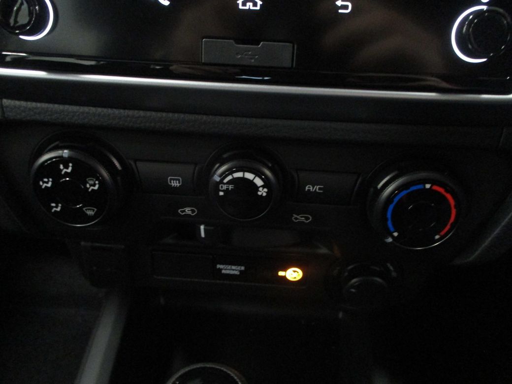 2025 Isuzu D-MAX