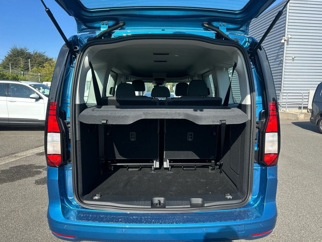 2025 Volkswagen Caddy Maxi Life