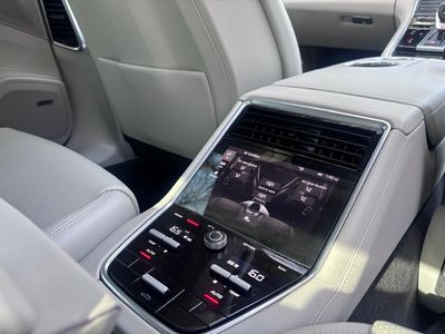 2019 Porsche Panamera