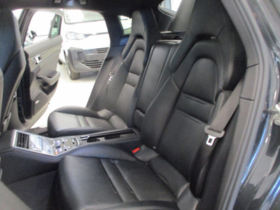 2017 Porsche Panamera
