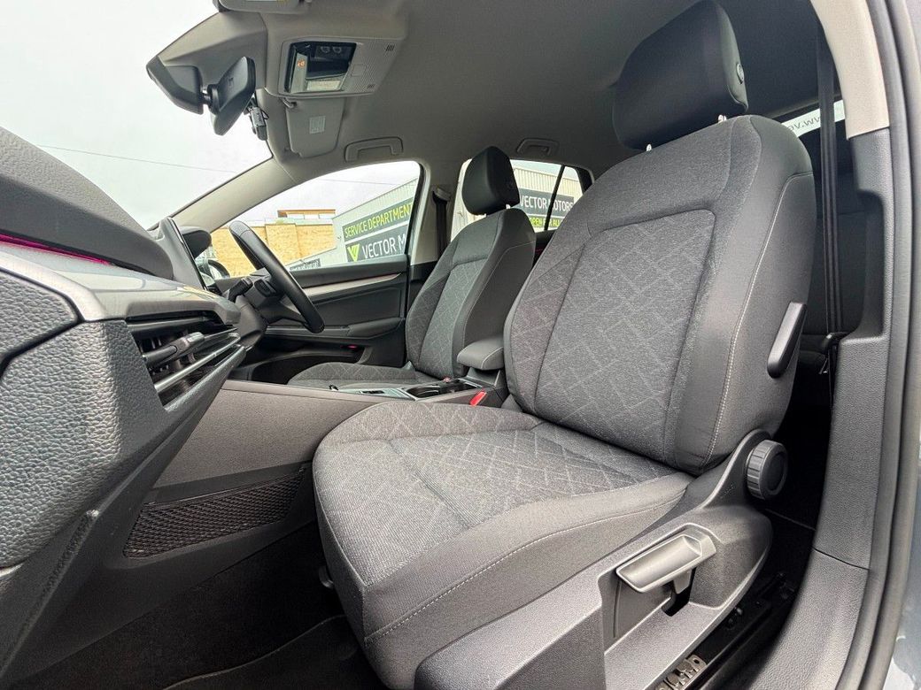 2022 Volkswagen Golf