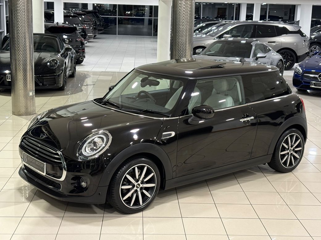 2020 Mini Hatch