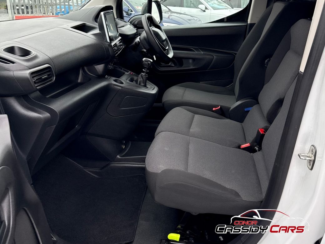 2023 Peugeot Partner