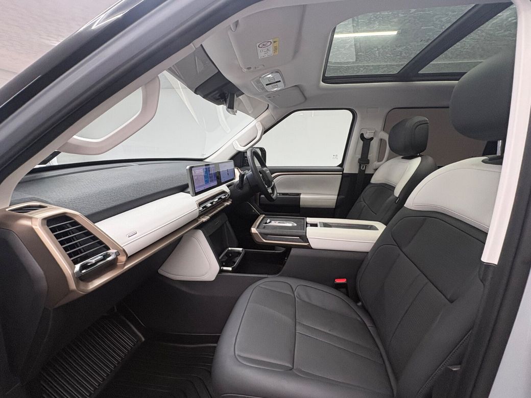 2027 Maxus eTERRON 9