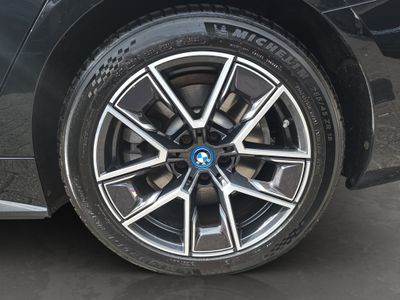 2023 BMW i4