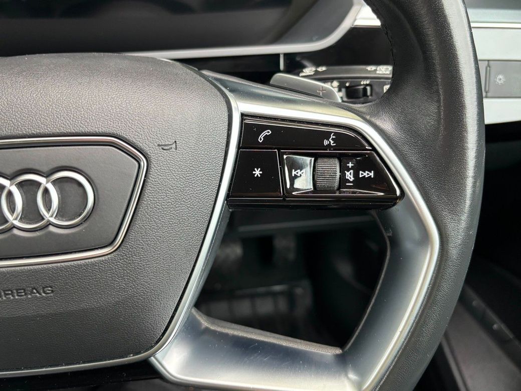 2022 Audi e-tron