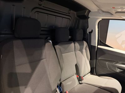 2025 Peugeot Partner