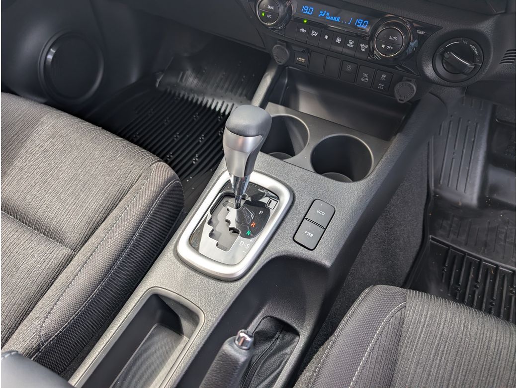 2024 Toyota Hilux