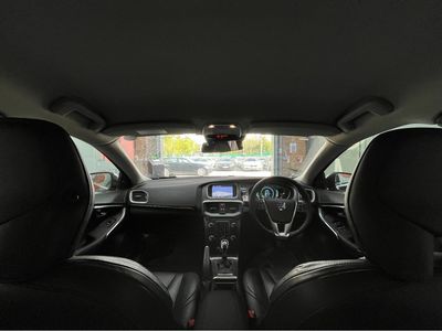 2015 Volvo V40