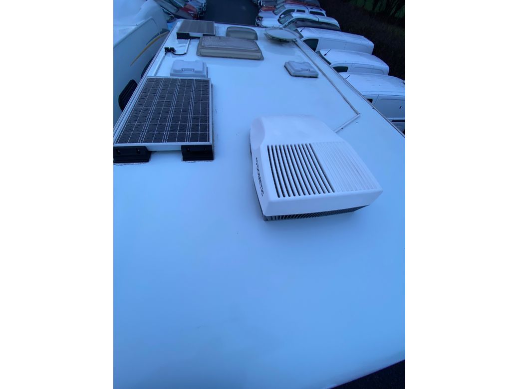 2014 SUNLIGHT T 69 L.H.D LOW PROFILE 