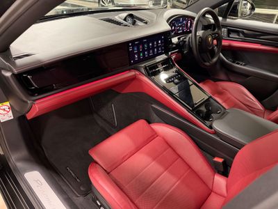 2024 Porsche Panamera