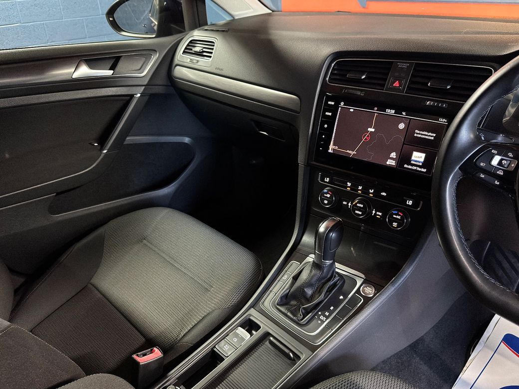 2017 Volkswagen Golf