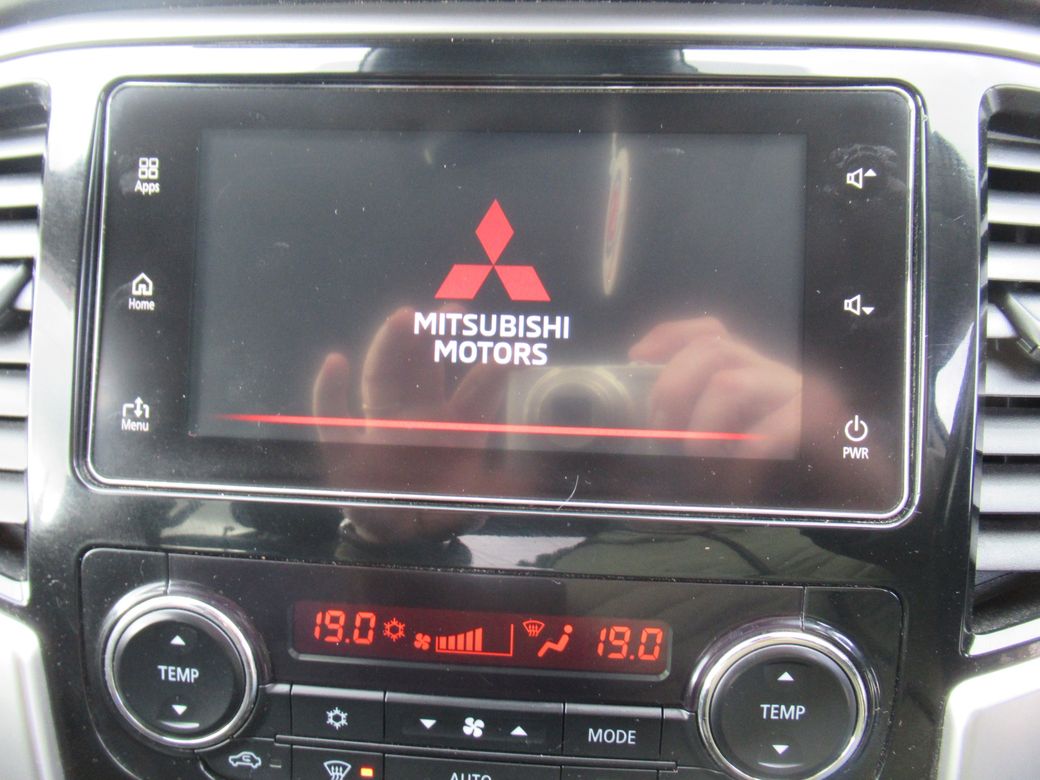 2021 Mitsubishi L200