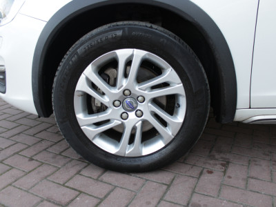 2016 Volvo V60 Cross Country