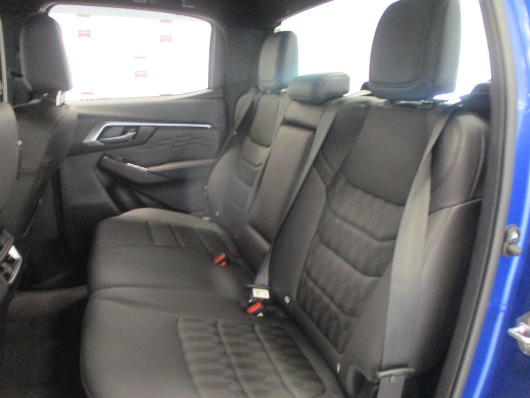 2025 Isuzu D-MAX