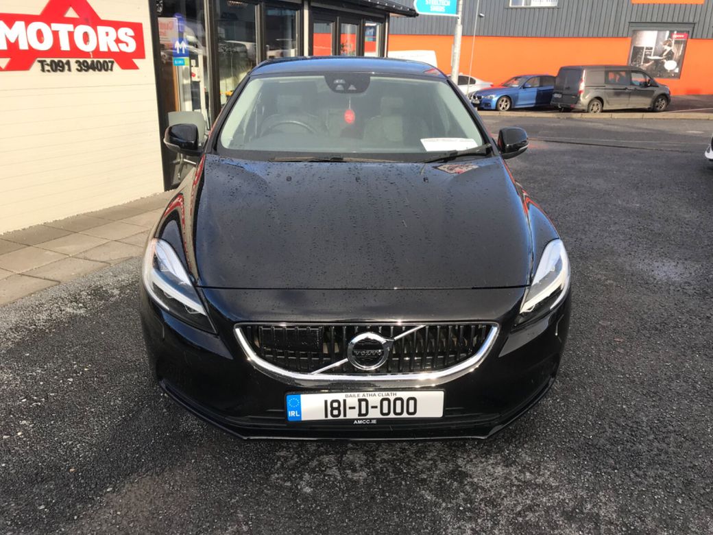 2018 Volvo V40