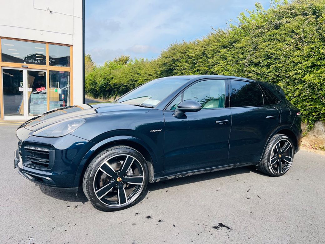 2022 Porsche Cayenne