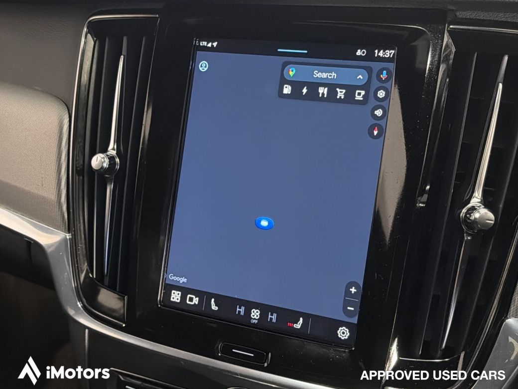 2022 Volvo S90
