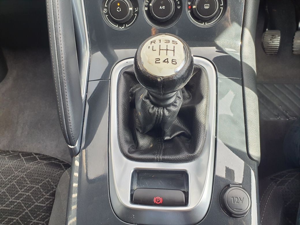 2014 Peugeot 3008