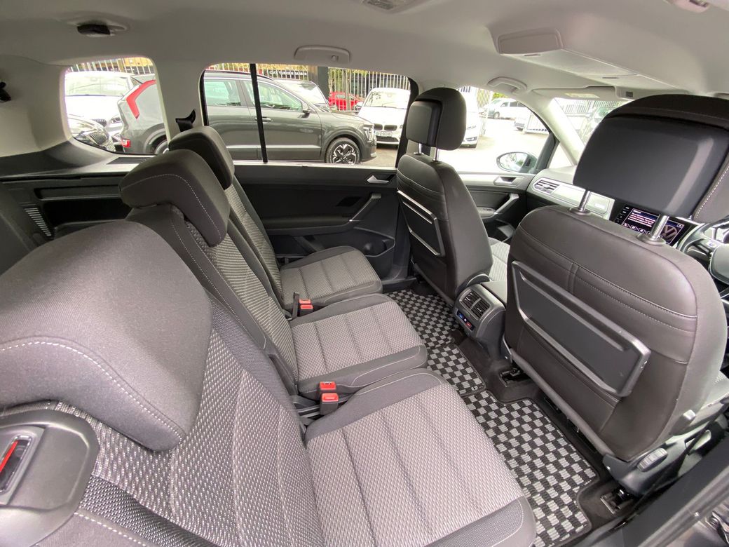 2020 Volkswagen Touran