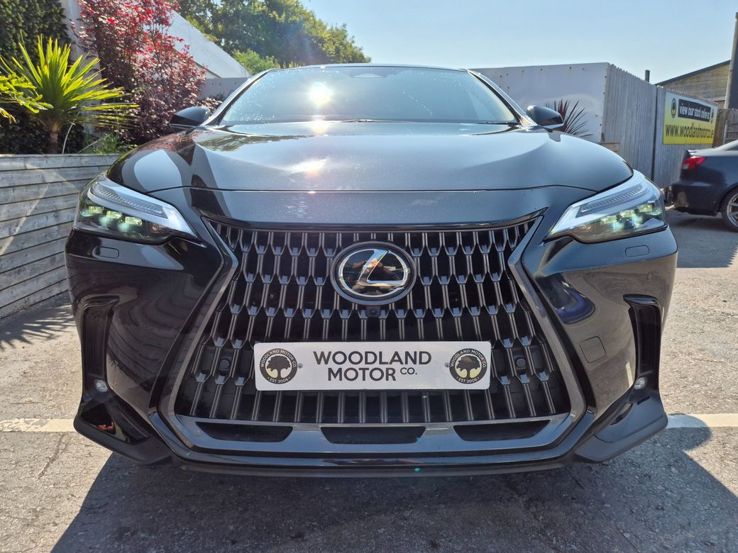 2023 Lexus NX 450H+