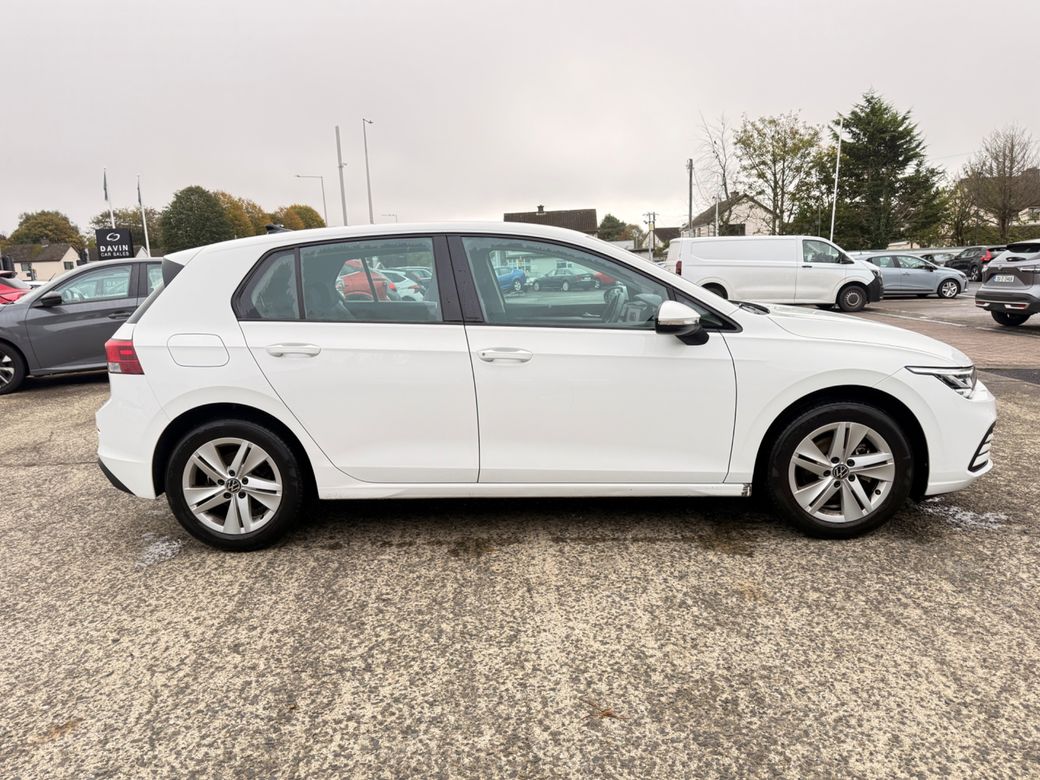 2024 Volkswagen Golf