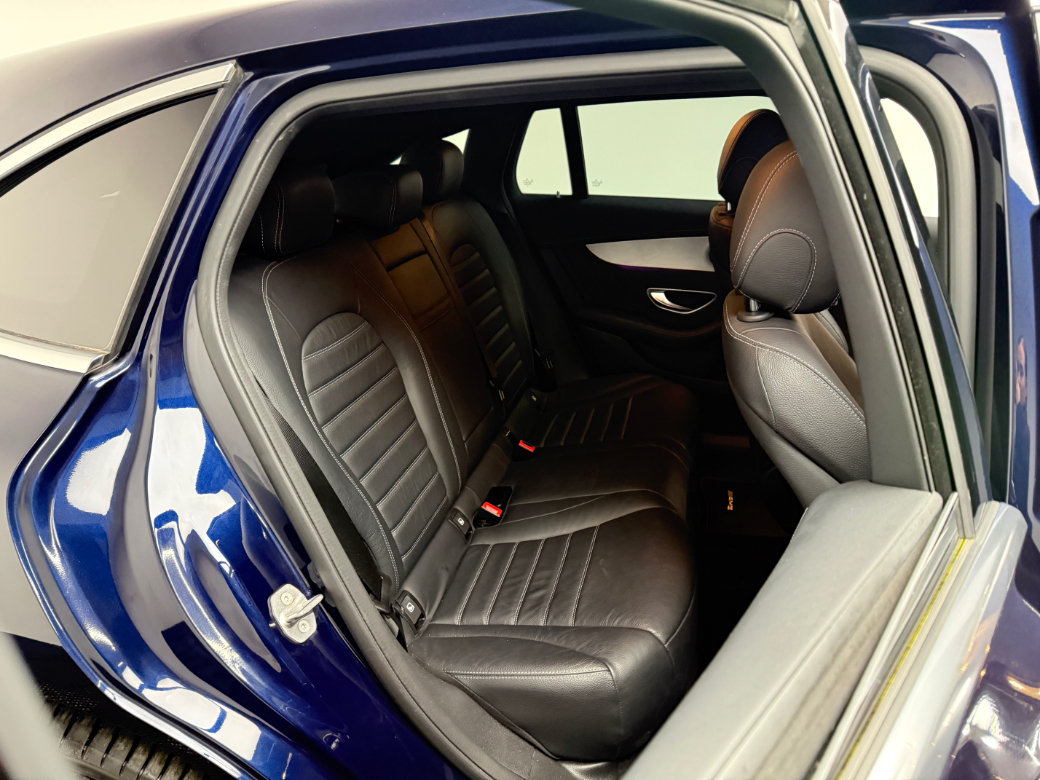 2021 Mercedes-Benz EQC