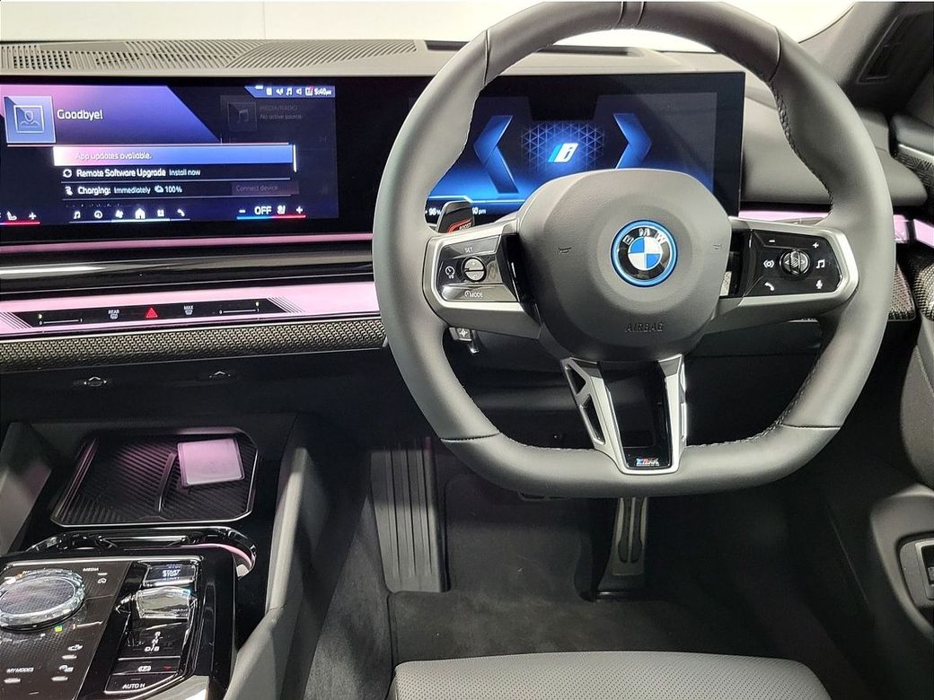 2025 BMW i5