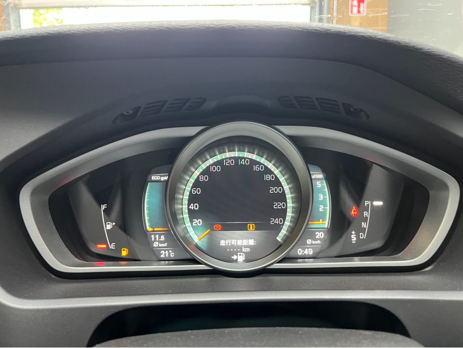 2017 Volvo V40