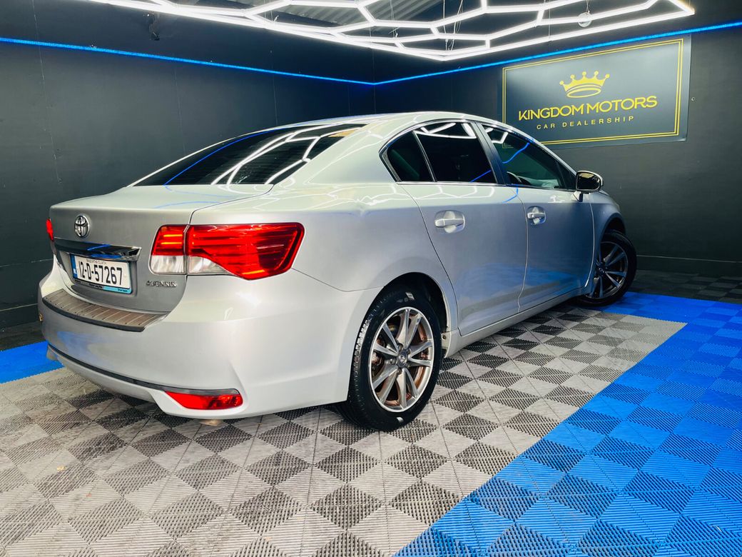 2012 Toyota Avensis