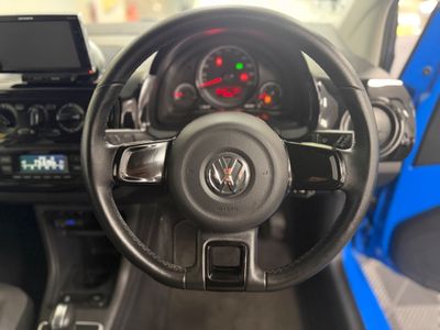 2015 Volkswagen up!