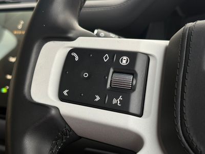 2025 Land Rover Defender 110