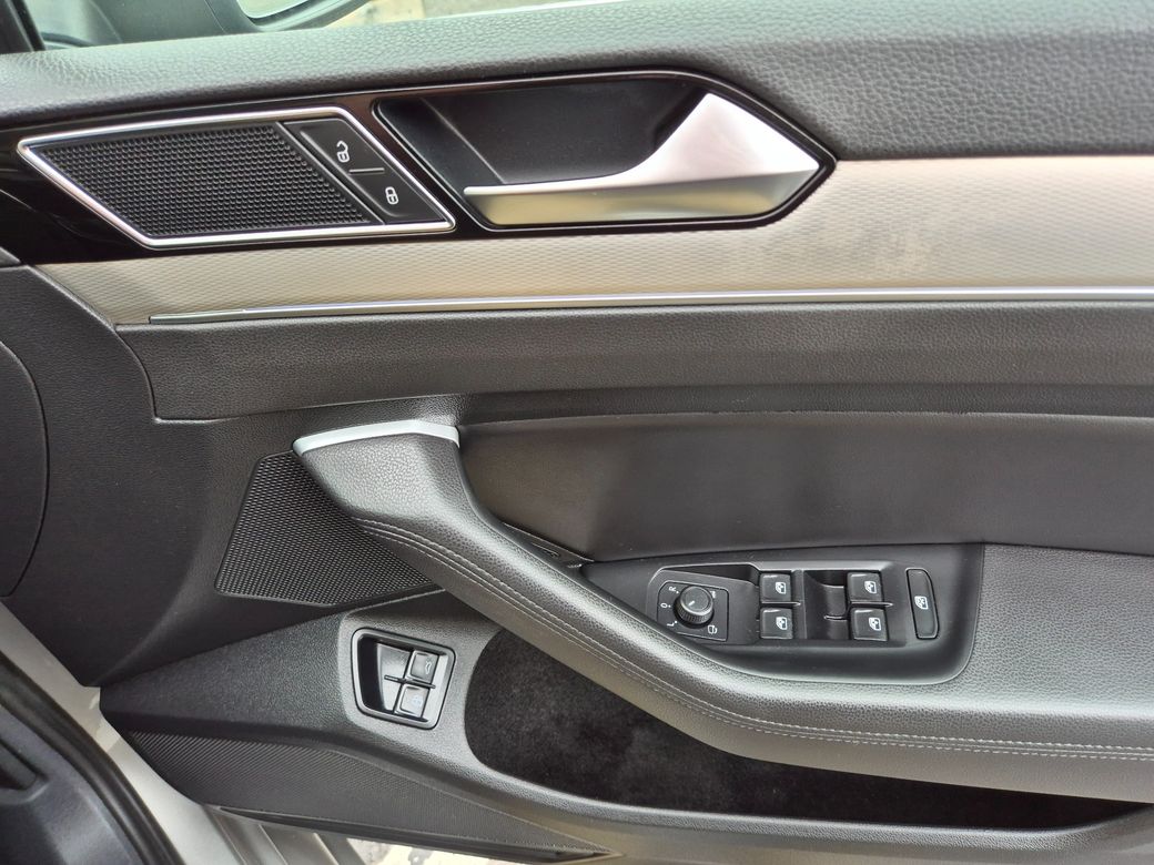 2017 Volkswagen Passat