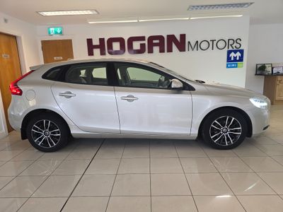 2016 Volvo V40