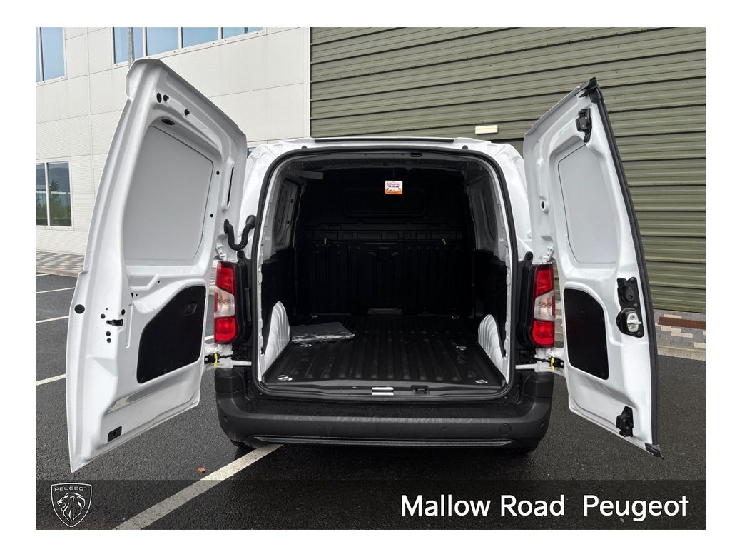 2025 Peugeot Partner
