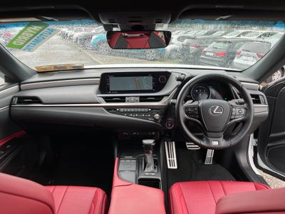 2021 Lexus ES 300h