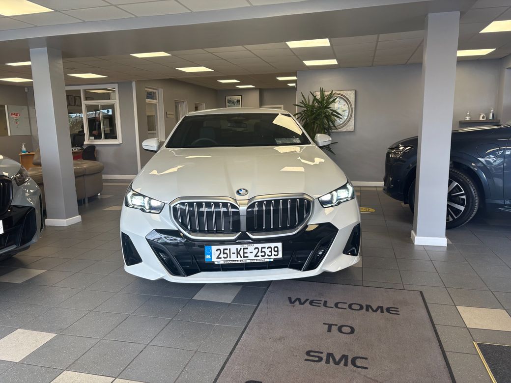 2025 BMW 530