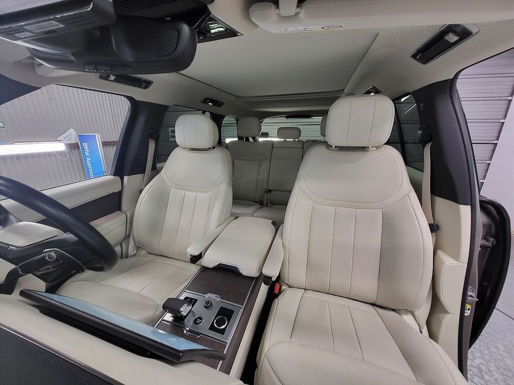 2023 Land Rover Range Rover