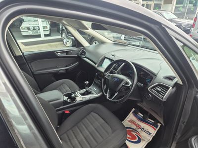 2018 Ford Galaxy
