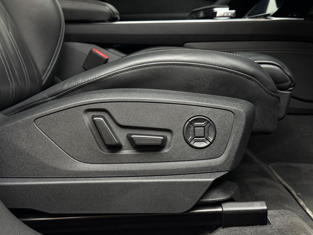 2024 Audi Q8 e-tron
