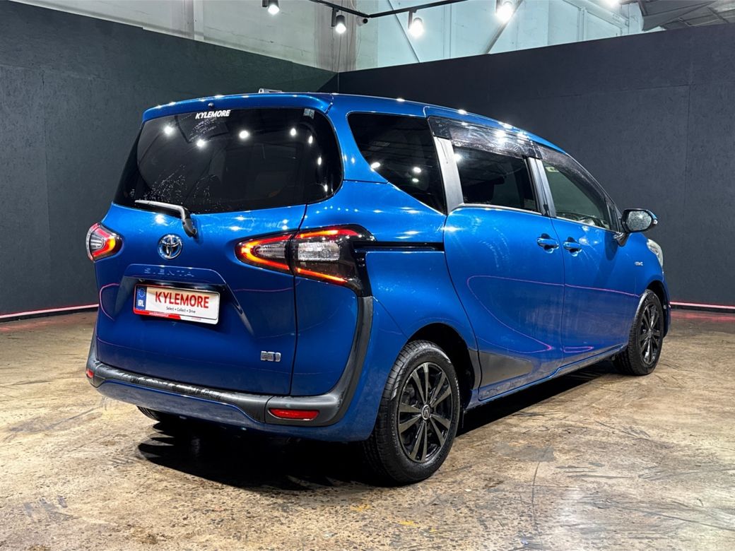 2017 Toyota Sienta