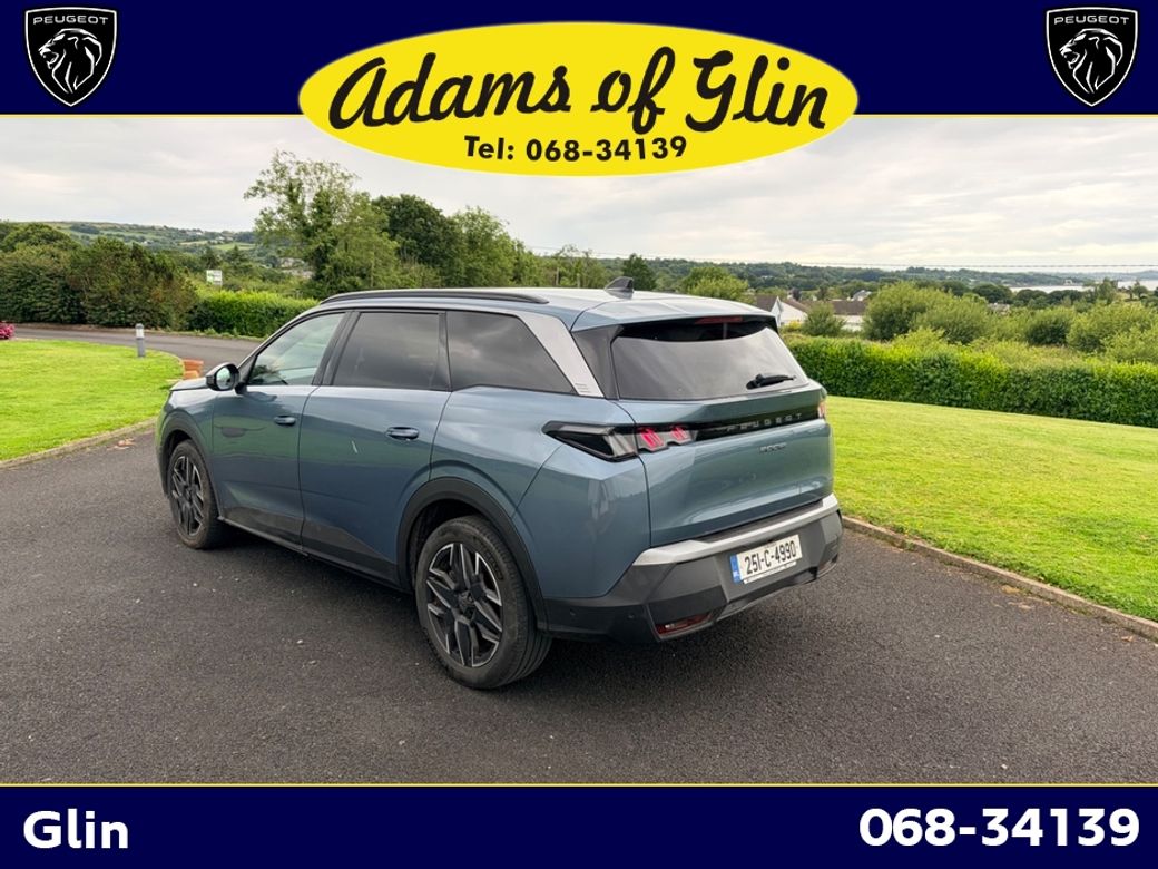 2025 Peugeot 5008