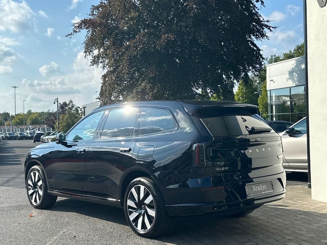 2026 Volvo EX90
