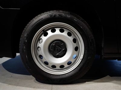 2025 Peugeot Partner