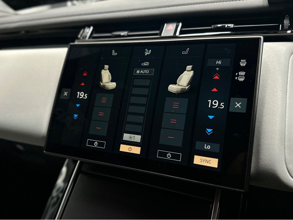2025 Land Rover Range Rover Velar