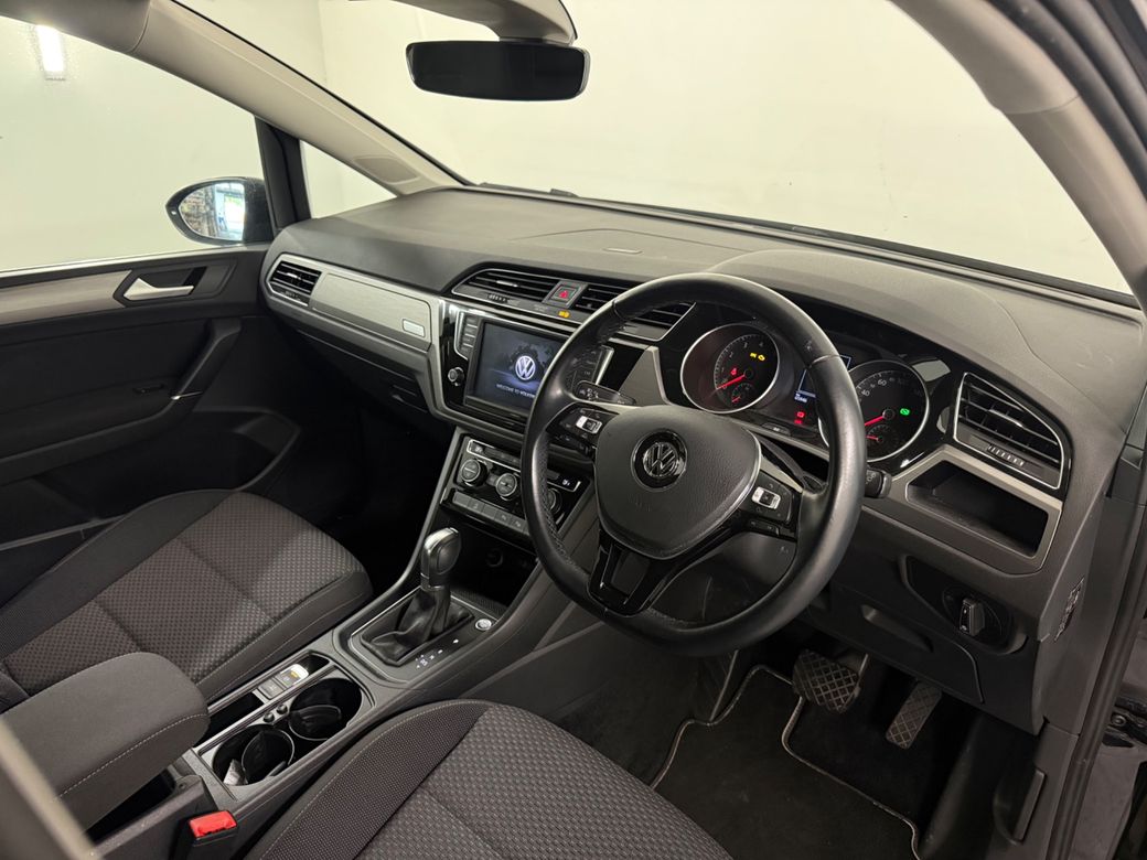 2017 Volkswagen Touran