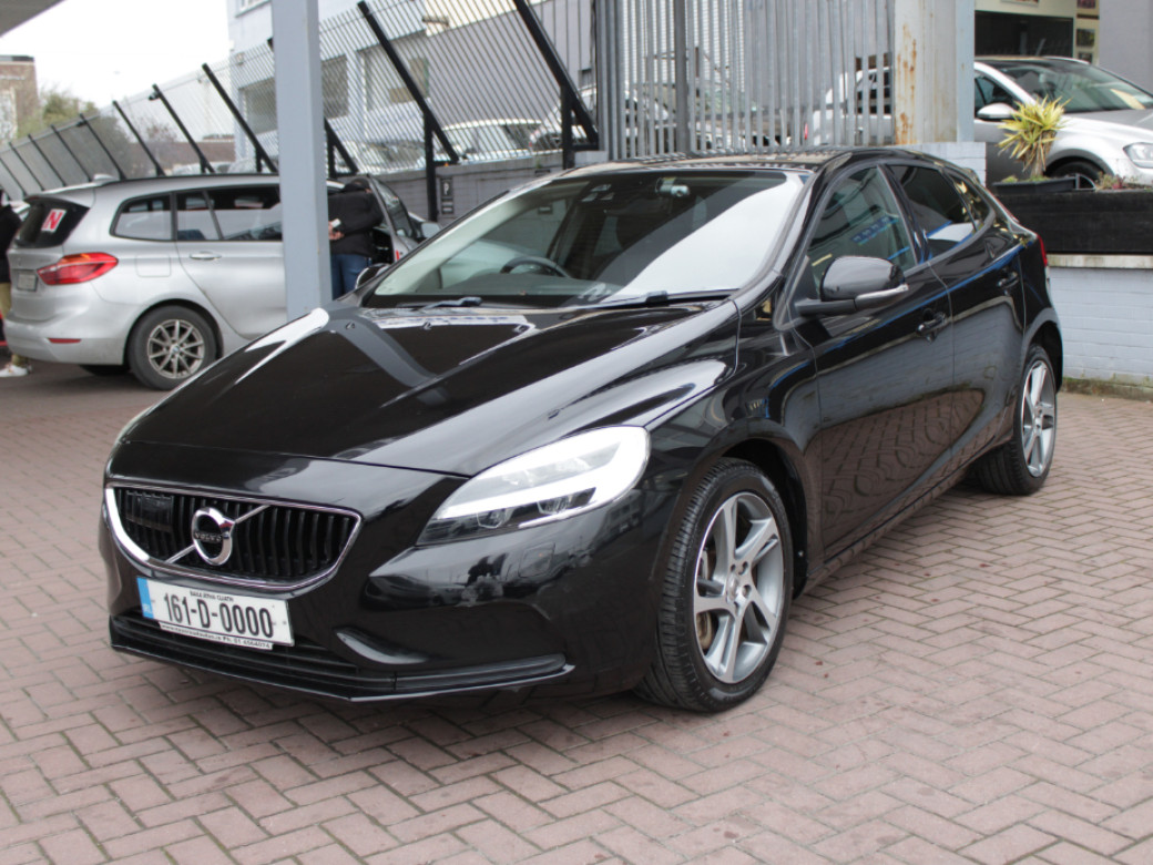 2016 Volvo V40