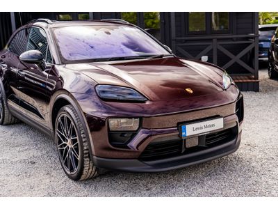 2025 Porsche Macan