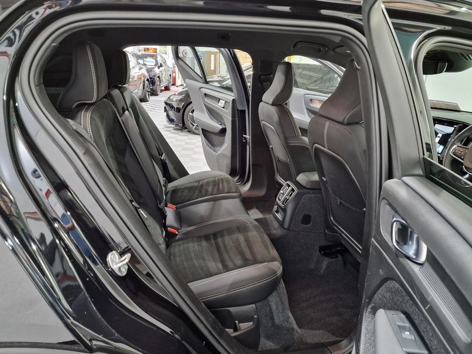 2023 Volvo XC40