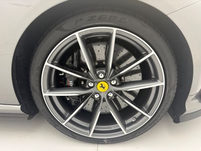 2020 Ferrari 812 GTS